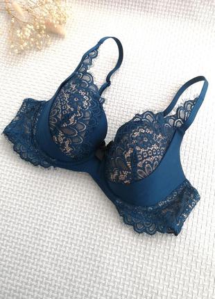 Шикарний бюстгальтер hunkemoller 75b