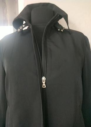 Брендовая , изысканная ,чёрная куртка.оригинал.4 фото