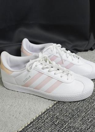 Нові кросівки adidas gazelle6 фото