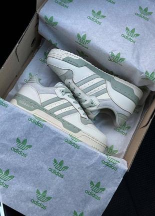 📊жіночі кросівки adidas originals rivarly beige olive9 фото