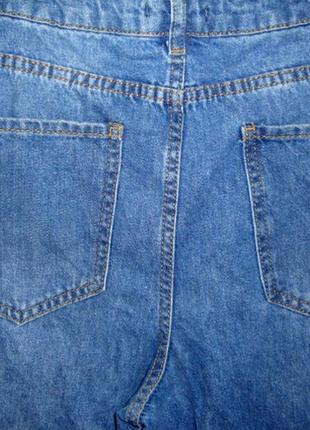 Стильные батальные джинсы высокая посадка рваные мом, прямые2 фото