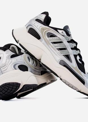 Чоловічі кросівки adidas ozmillen black silver white5 фото