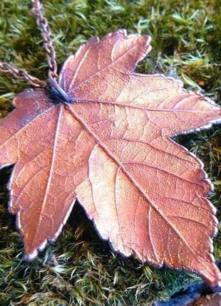 Кленове листя у міді і сріблі4 фото