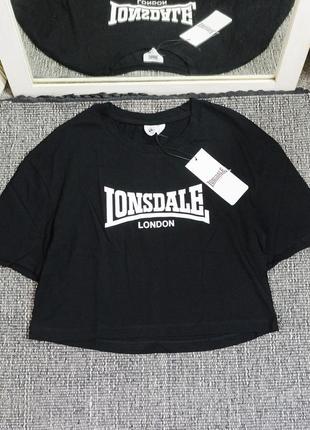 Нова укорочена футболка lonsdale