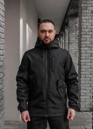 Чоловіча весняна куртка вітровка з полегшеної плащівощої тканини softshell