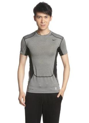 Футболки nike pro combat hypercool, m5 фото