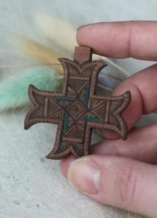 Дерев'яний хрестик, натільний хрест.2 фото