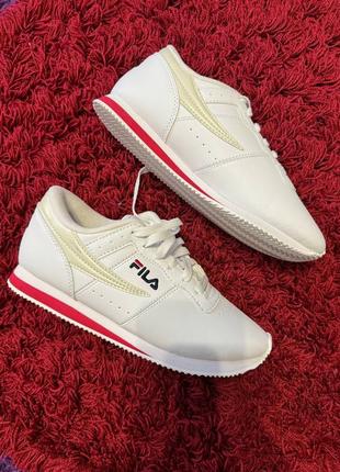 Новые кроссовки fila