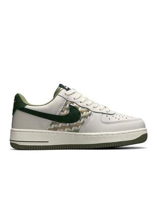 Жіночі кросівки nikeair force 1 light gray green2 фото