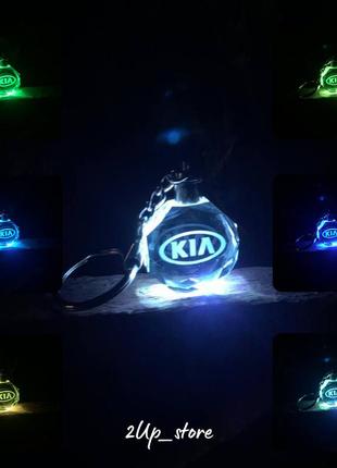 Брелок кристалл kia с подсветкой логотипа авто2 фото