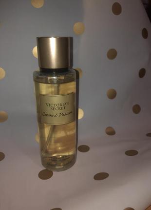 Парфюмированный спрей для тела victoria’s secret coconut passion 250 мл оригинал