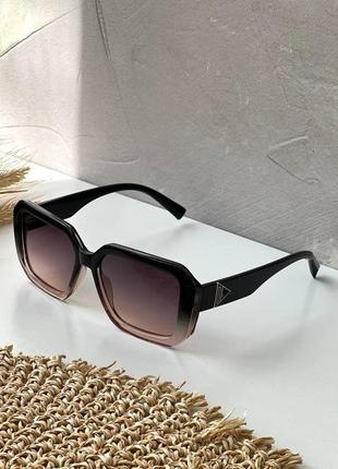 Солнцезащитные очки женские защита uv4001 фото