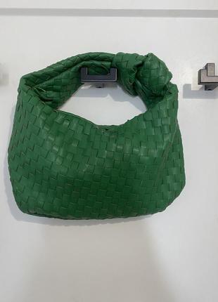 Маленькая сумка в стиле виомого бренда!!2 фото