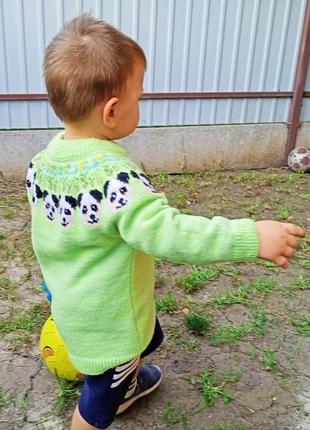 Дитячий светр з пандою3 фото