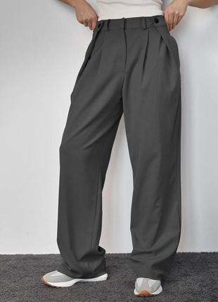 Штани кльош палаццо з гудзиками на поясі брюки чорні графітові класичні базові трендові стильні1 фото