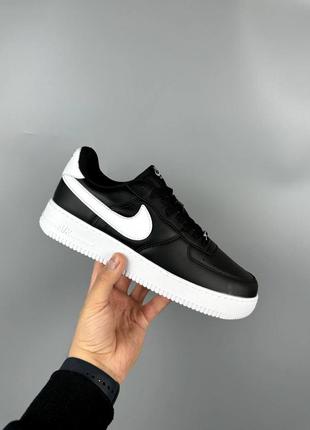 Мужские кроссовки найк аир форс чёрные с белым / nike air force black1 фото