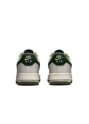 Женские кроссовки nike air force 1 light gray green7 фото