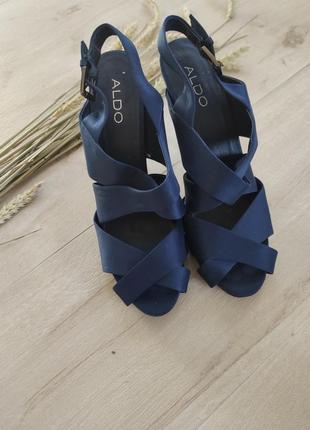 Элегантные босоножки на каблуке от aldo, размер 415 фото