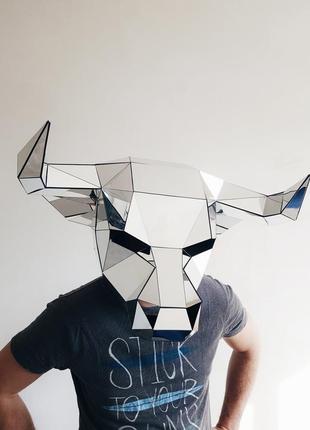 Зеркальная маска быка (версия 1) на всю голову из пластика3 фото