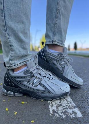 New balance 1906r grey black