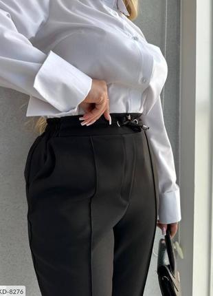 Белые классические брюки со стрелкой7 фото