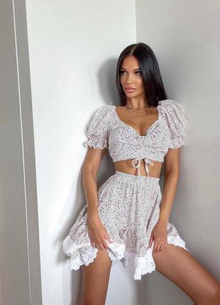 Костюм юбка мини + кроп топ блуза в цветочек с рюшами оборками милый комплект с...