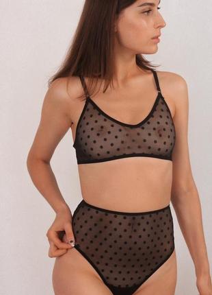 Жіноча білизна ручної роботи