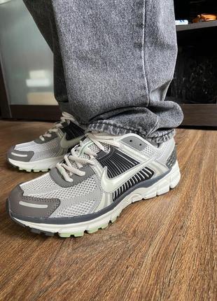 Кросівки nike vomero 5 gray1 фото