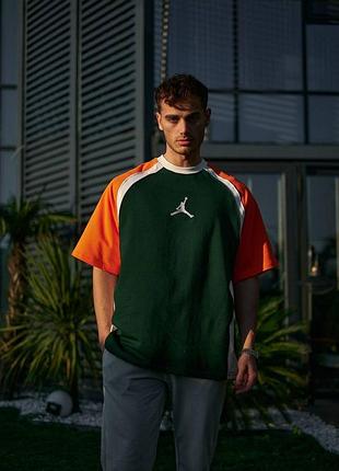 Стильна oversize футболка nike