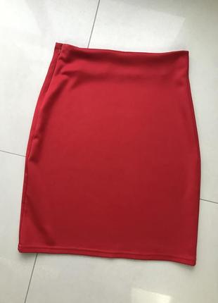 Красная юбка