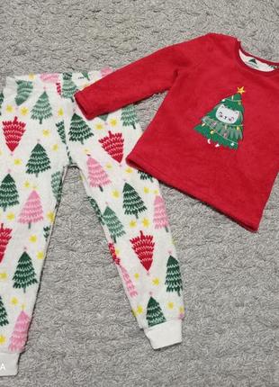 Флисовая теплая пижама р 3-5 лет