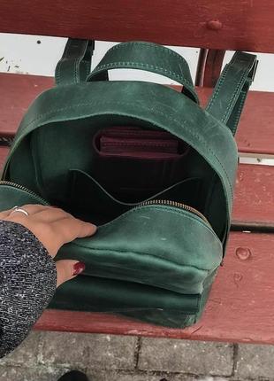 Шкіряний рюкзак ліам в зеленому кольорі4 фото