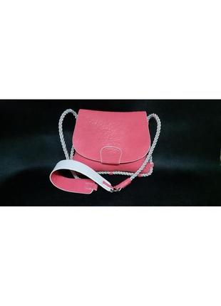 Рожева річна шкіряна сумка9 фото