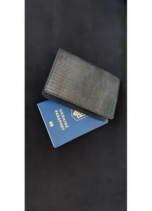 Шкіряна обкладинка на паспорт8 фото