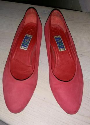 Ecco-замшевые туфли 38 1/2 размер (25 см)