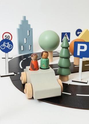 Деревянный конструктор "дорога вудленд big, набор дорожных знаков и деревянных игрушек "3 фото