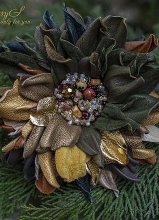 Брошка-квітка «marys leather accessories» від студії аксесуарів марії суслиной3 фото