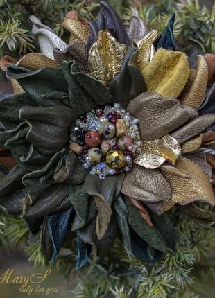 Брошка-квітка «marys leather accessories» від студії аксесуарів марії суслиной2 фото