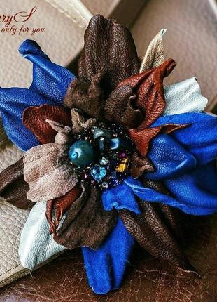 Брошь-цветок из кожи «marys leather accessories» от cтудии аксессуаров марии суслиной