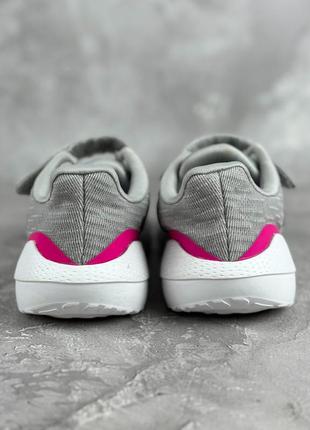 Adidas дитячі спортивні кросівки оригінал розмір 265 фото