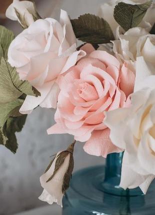 Троянда з гофрованого паперу2 фото