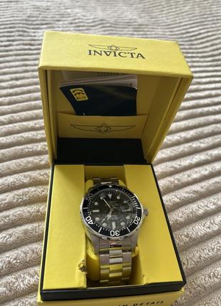 Часы invicta pro diver black dial stainless steel mens 43mm