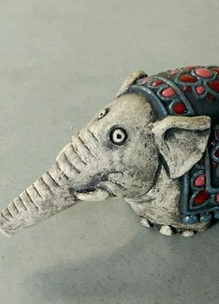 Керамическая статуэтка "слон"1 фото
