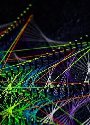 Космічна 3d картина-мандала galaxy в техніці  string art з флюорисцентом6 фото