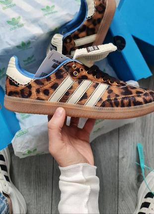 Женские кроссовки adidas samba x walles bonner leopard2 фото