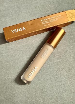 Пептидный консилер-сыворотка yensa super serum silk concealer, оттенок 1 light2 фото