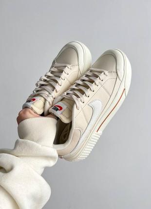 Кроссовки nike wmns court legacy lift 'pearl white'3 фото