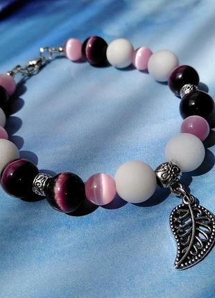 Браслет из камней "магнолия"