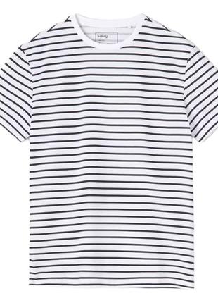 Мужская футболка "lines" черно-белая. размер 44.