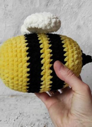 Плюшева бджілка. іграшка бджола4 фото
